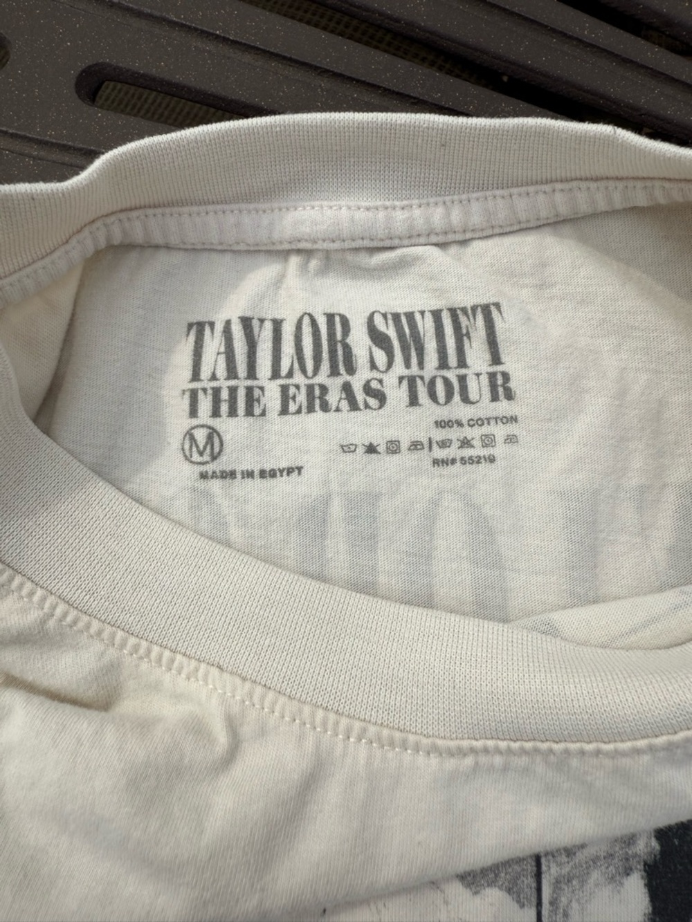 Taylor Swift White Graphic Photo-Collage 'The Eras Tour' Tee, Sz medium. - Picture 2 of 6